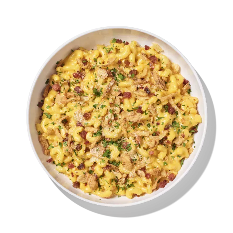 Bowl of garlic bacon crunch mac